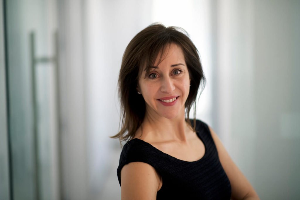 Dr. Elena Poulos, MD | Toronto Dermatologist | Kingsway Dermatology